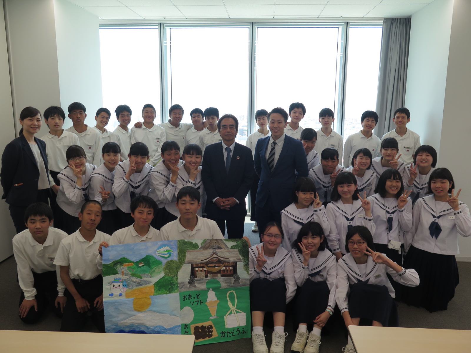 石川県白山市立松任中学校の皆さんが<br> 「松任の魅力」を伝えにハルカス大学へ来てくれました。<br>